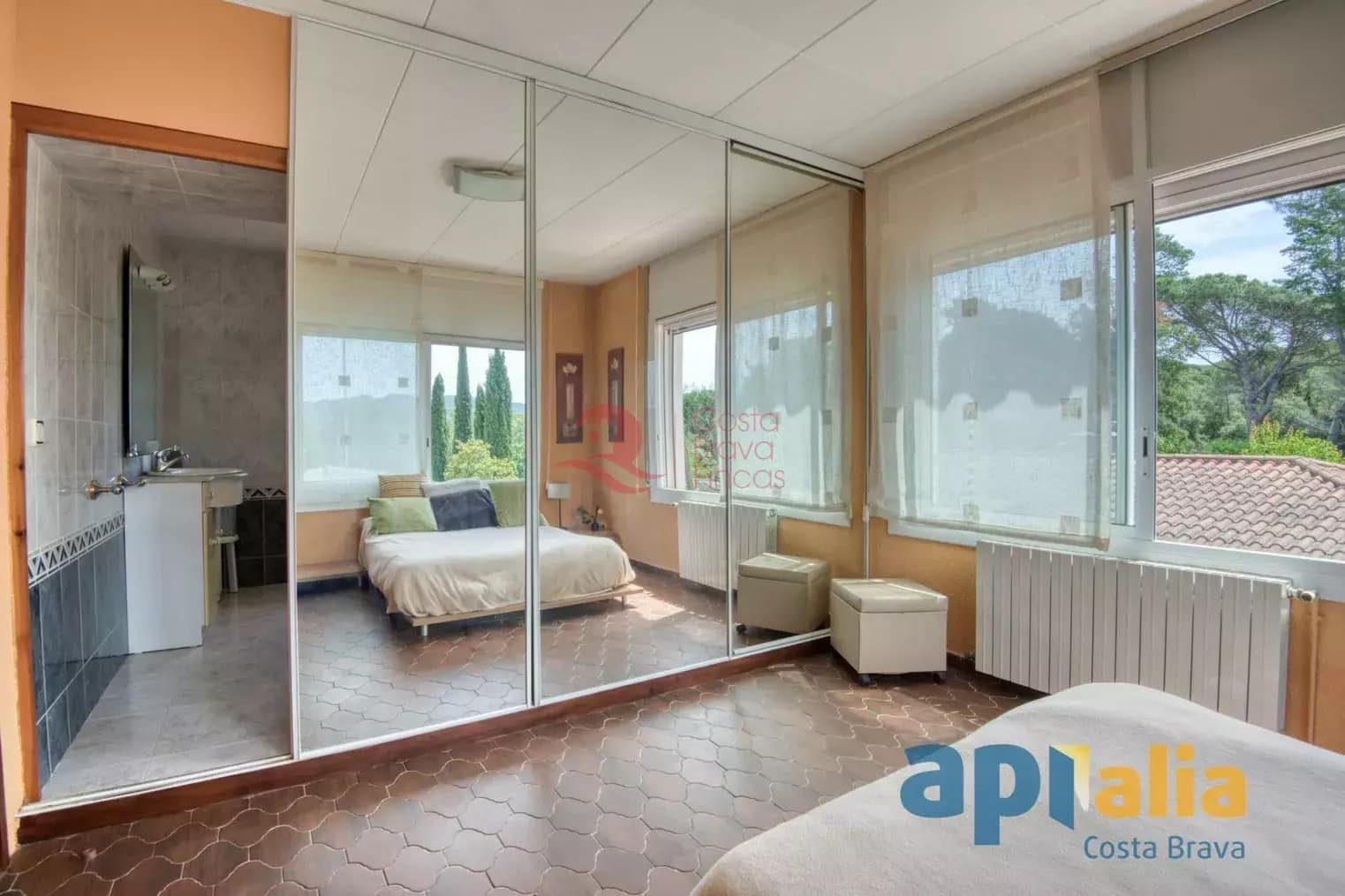 3 soveværelse Villa til salg i Santa Cristina d'Aro med garage - € 450.000 (Ref: 9048651)