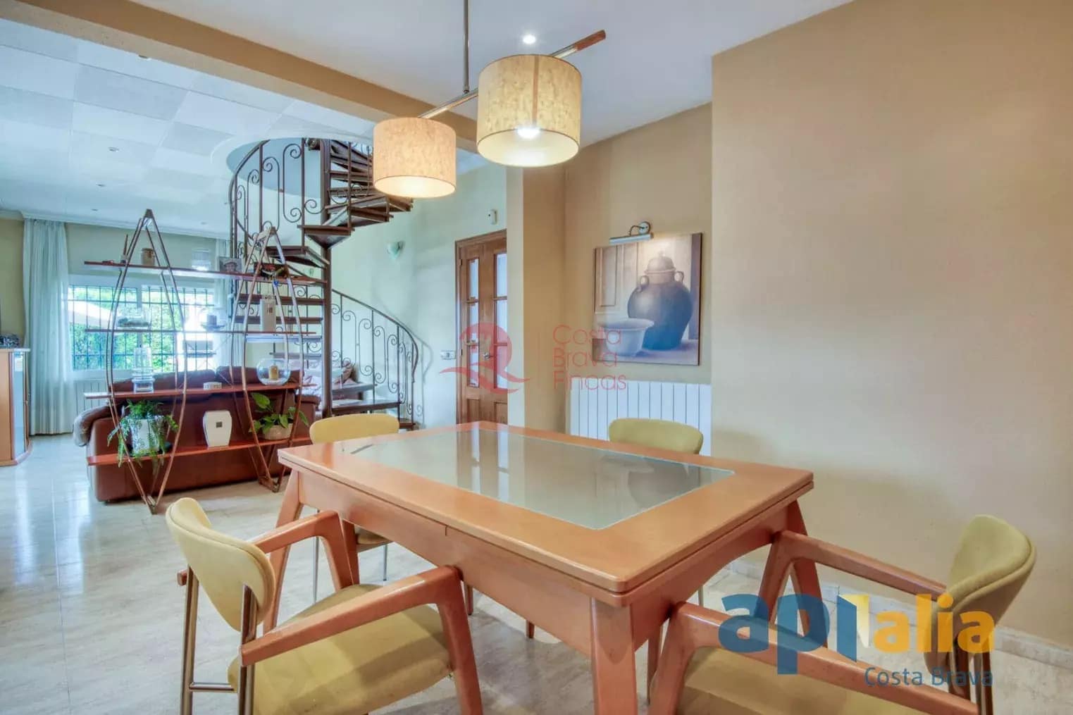 3 soveværelse Villa til salg i Santa Cristina d'Aro med garage - € 450.000 (Ref: 9048651)