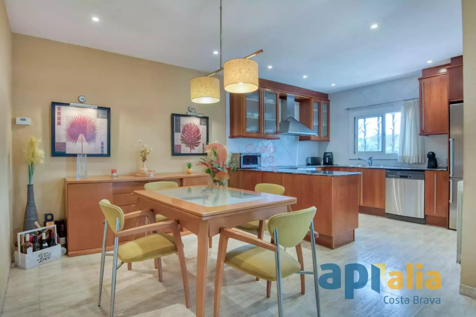 Chalet de 3 habitaciones en Santa Cristina d'Aro en venta con garaje - 450.000 € (Ref: 9048651)