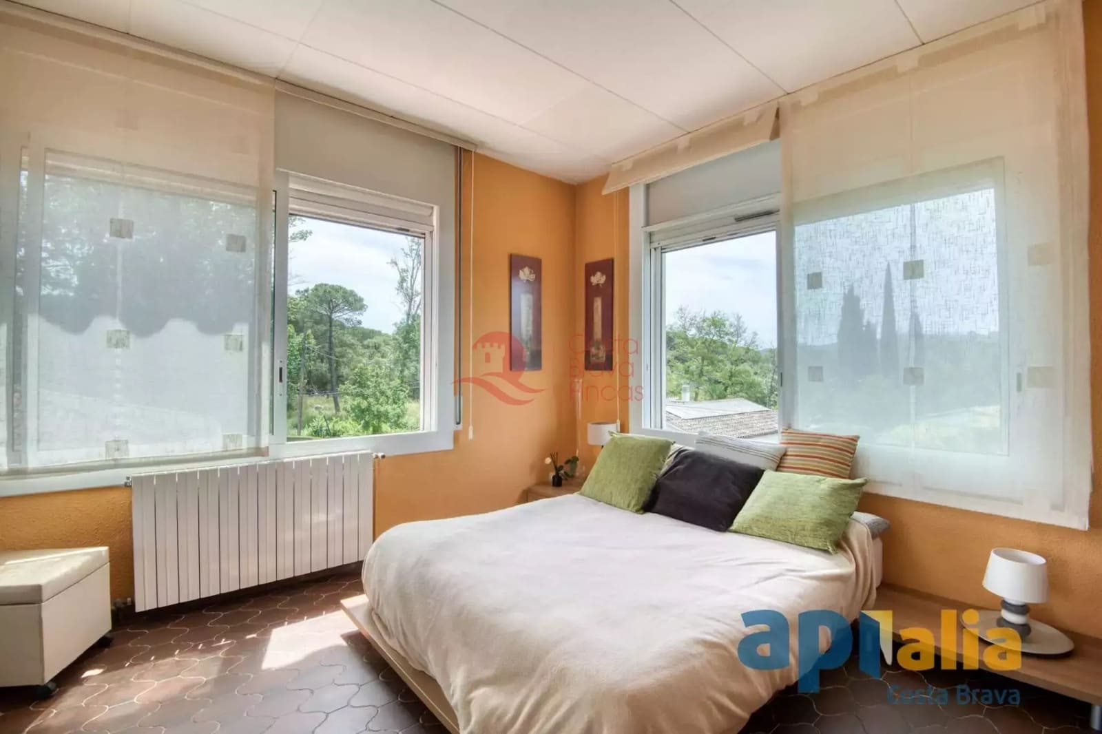 Chalet de 3 habitaciones en Santa Cristina d'Aro en venta con garaje - 450.000 € (Ref: 9048651)