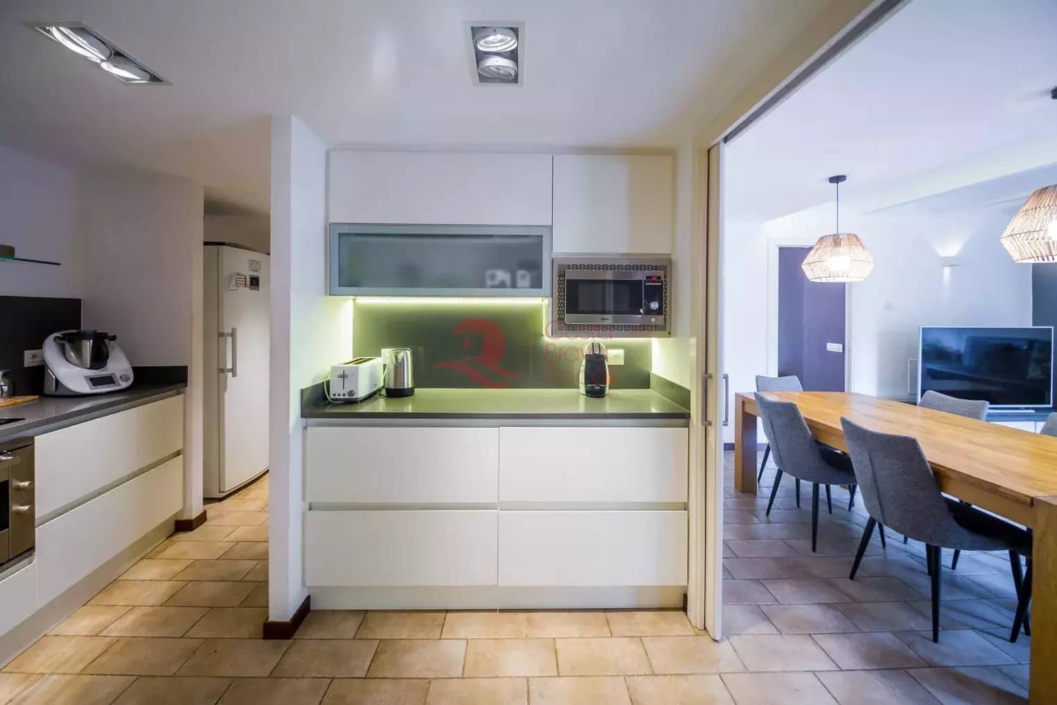 7 soveværelse Byhus til salg i Fonteta med swimmingpool garage - € 695.000 (Ref: 9048652)