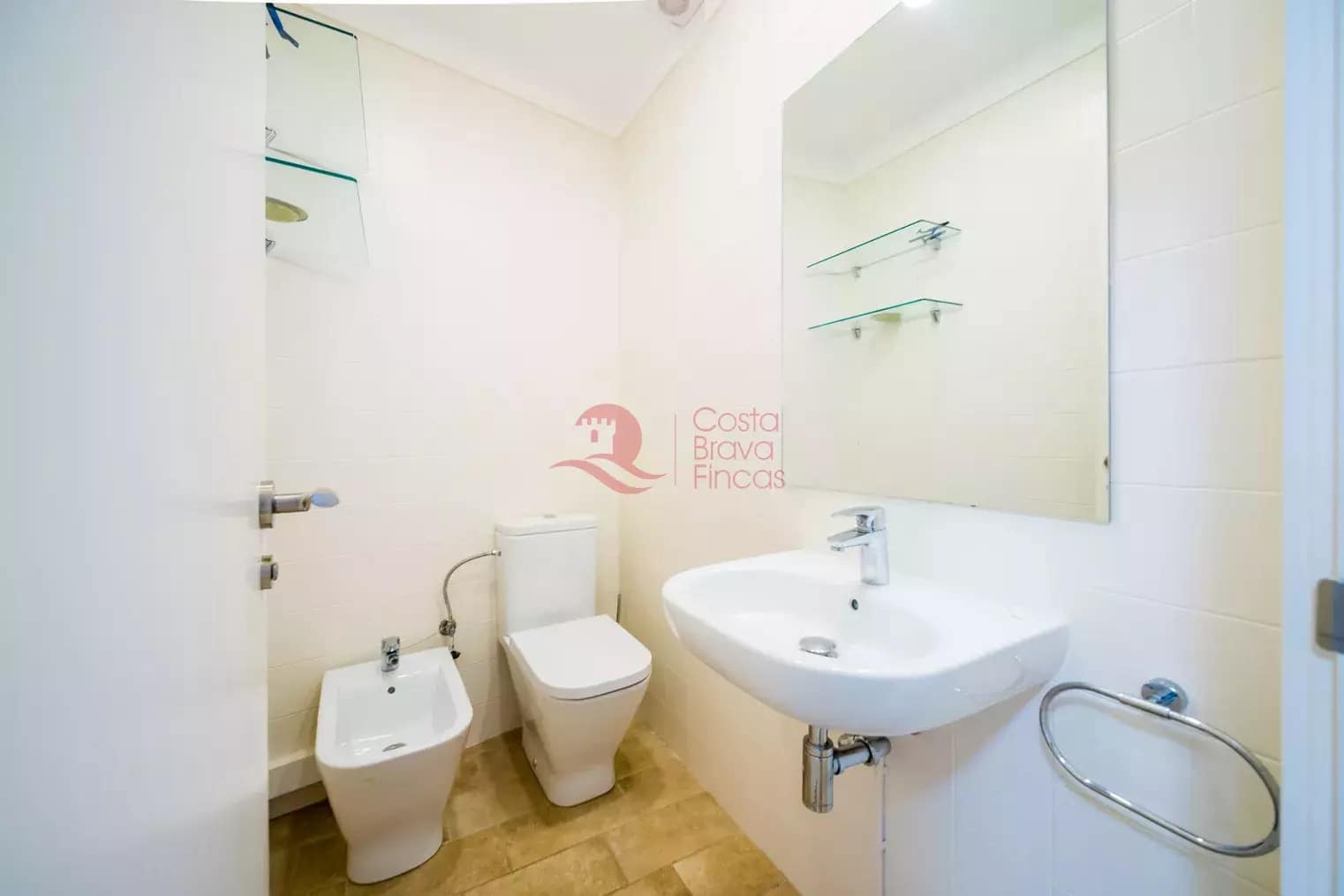 7 soveværelse Byhus til salg i Fonteta med swimmingpool garage - € 695.000 (Ref: 9048652)