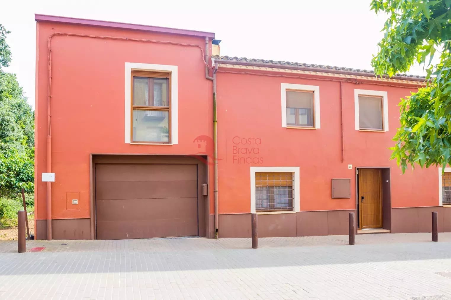 7 soveværelse Byhus til salg i Fonteta med swimmingpool garage - € 695.000 (Ref: 9048652)