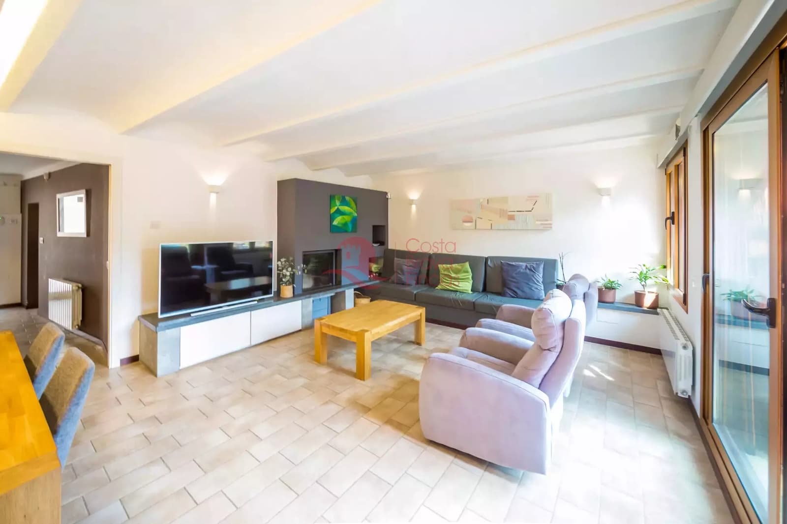 7 soveværelse Byhus til salg i Fonteta med swimmingpool garage - € 695.000 (Ref: 9048652)