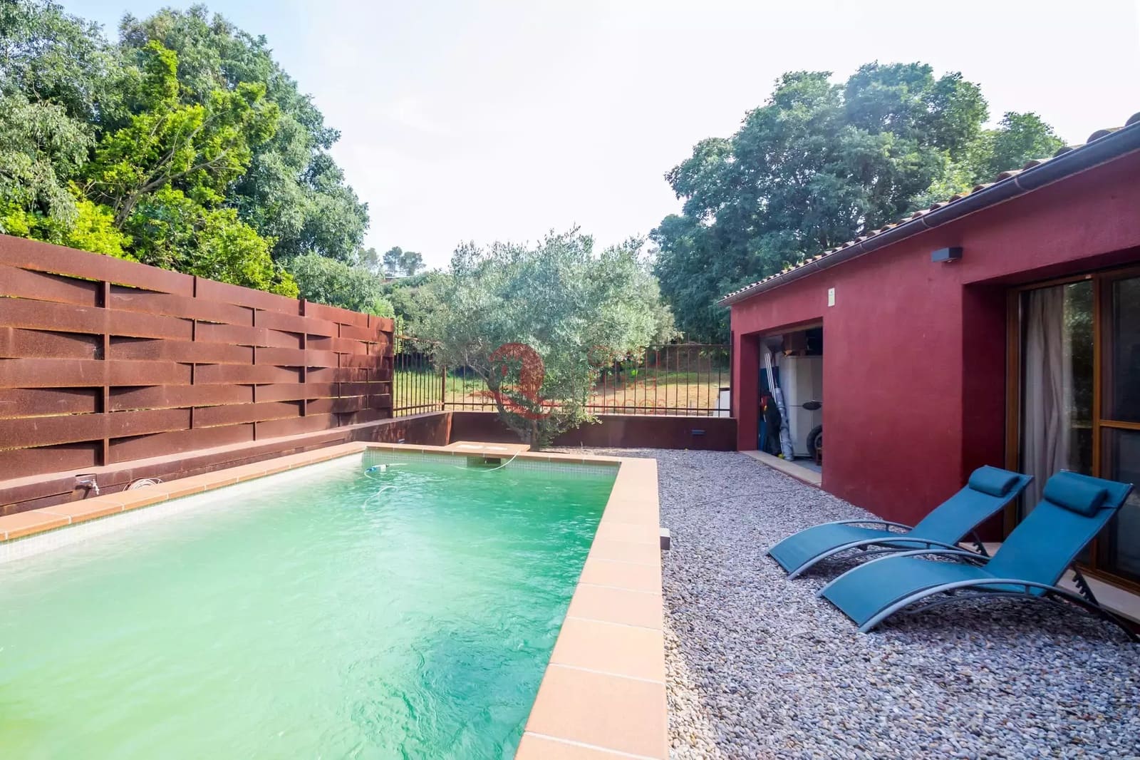 7 soveværelse Byhus til salg i Fonteta med swimmingpool garage - € 695.000 (Ref: 9048652)