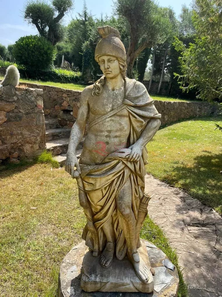 10 soveværelse Finca/Landehus til salg i Vall-llobrega med swimmingpool garage - € 2.300.000 (Ref: 9059271)