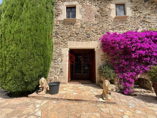 10 slaapkamer Finca/Landhuis te koop in Vall-llobrega met zwembad garage - € 2.300.000 (Ref: 9059271)