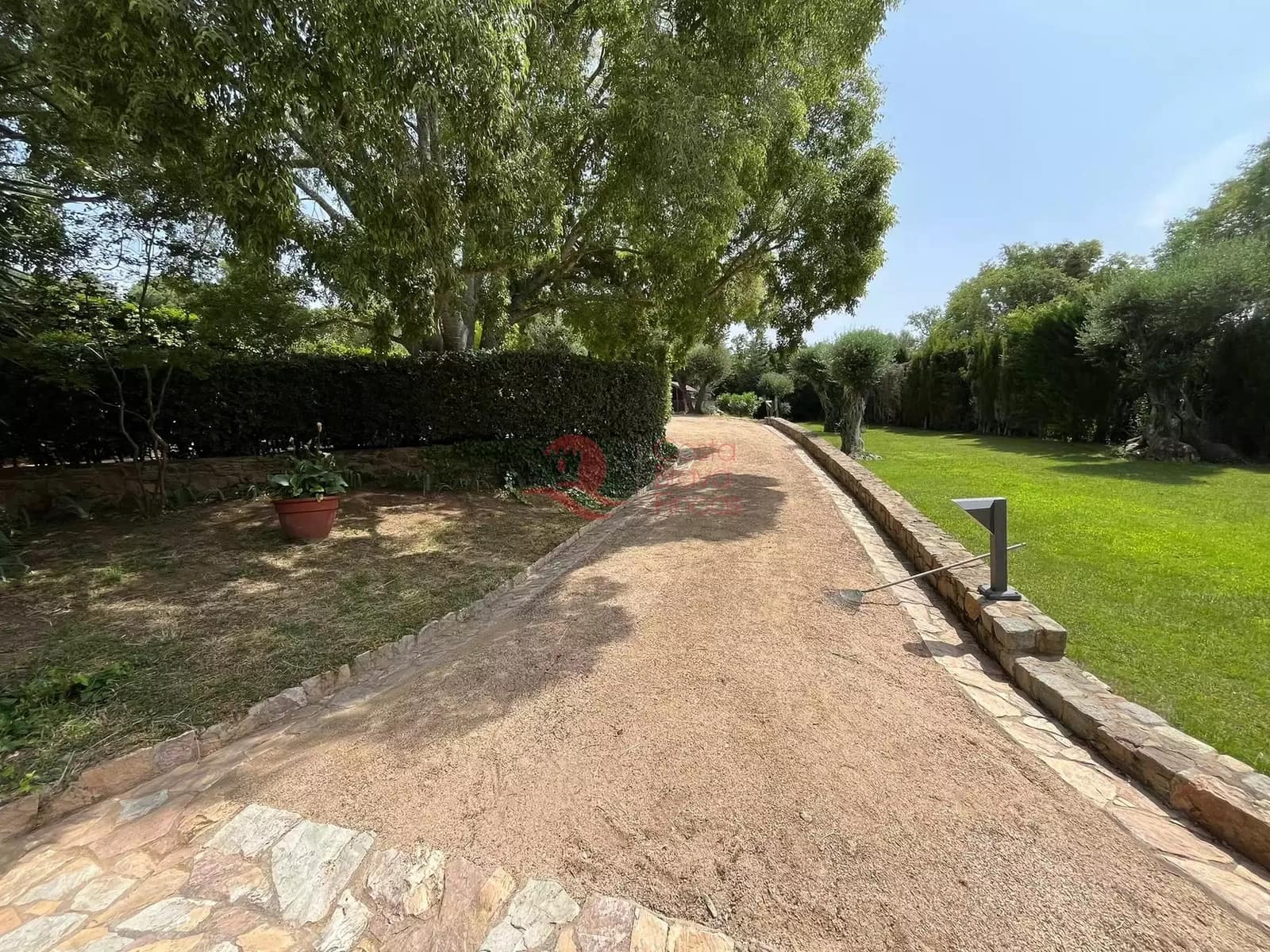 10 chambre Finca/Maison de Campagne à vendre à Vall-llobrega avec piscine garage - 2 300 000 € (Ref: 9059271)