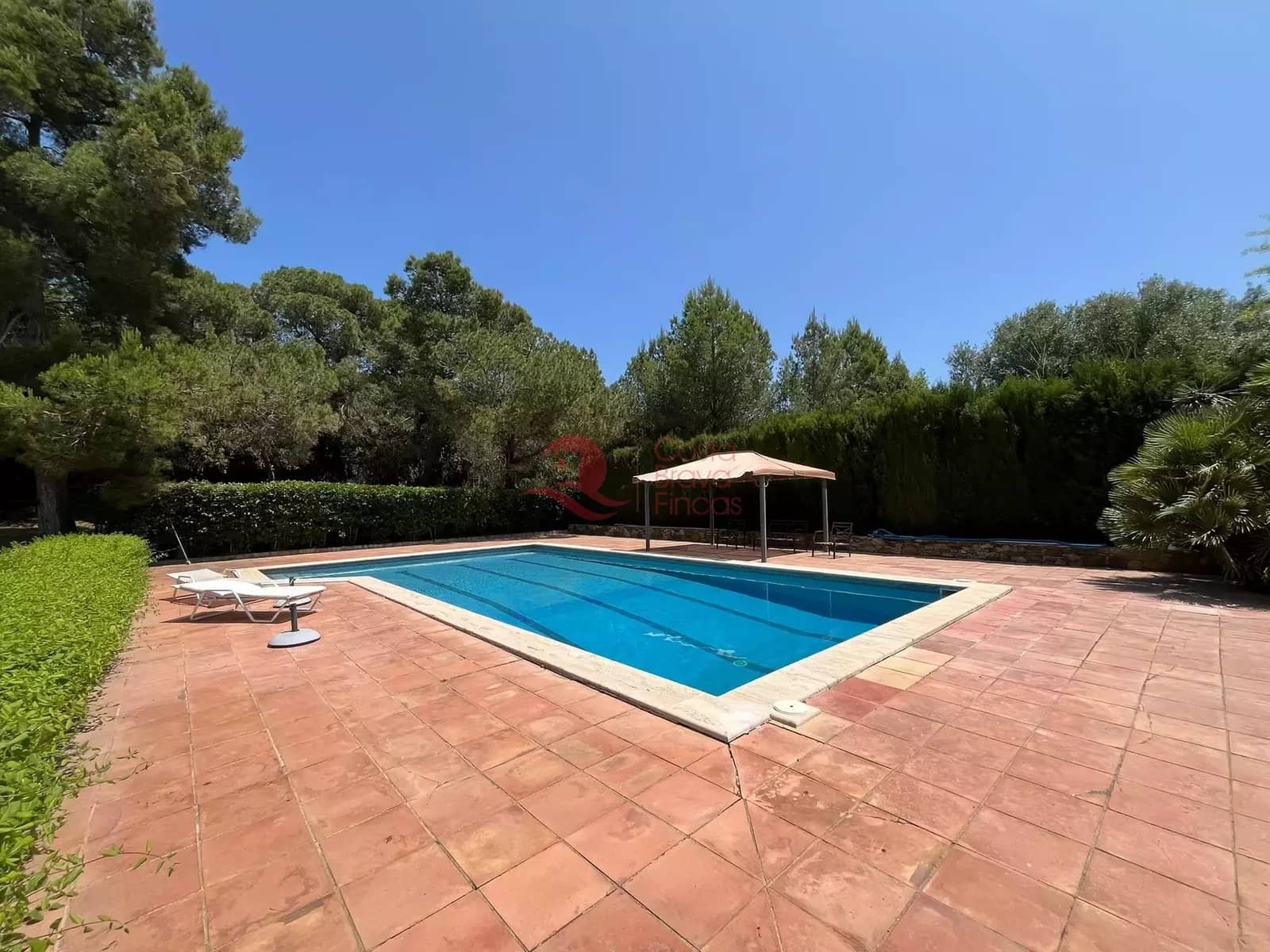 10 chambre Finca/Maison de Campagne à vendre à Vall-llobrega avec piscine garage - 2 300 000 € (Ref: 9059271)