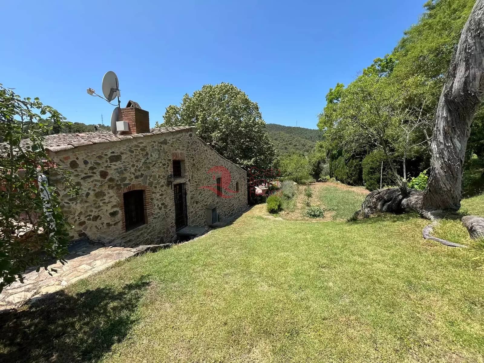10 chambre Finca/Maison de Campagne à vendre à Vall-llobrega avec piscine garage - 2 300 000 € (Ref: 9059271)