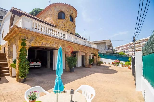 4 quarto Moradia para venda em Platja d'Aro, Castell-Platja d'Aro com garagem - 630 000 € (Ref: 9059272)