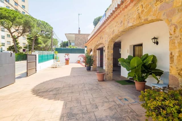 4 quarto Moradia para venda em Platja d'Aro, Castell-Platja d'Aro com garagem - 630 000 € (Ref: 9059272)