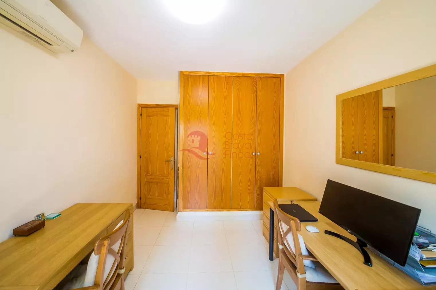 4 soveværelse Byhus til salg i Platja d'Aro med swimmingpool garage - € 575.000 (Ref: 9060321)