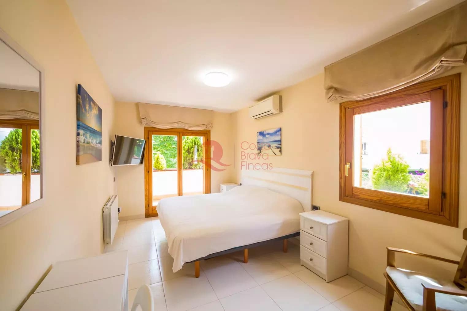 4 soveværelse Byhus til salg i Platja d'Aro med swimmingpool garage - € 575.000 (Ref: 9060321)