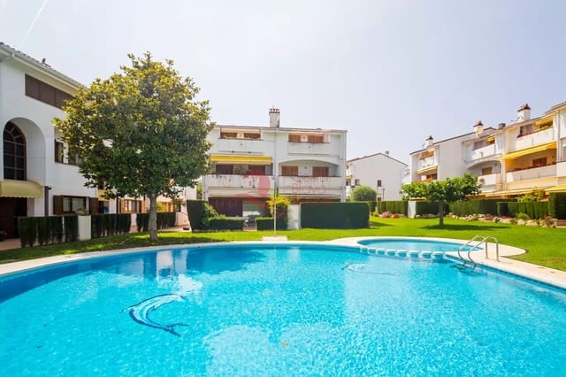 4 soverom Hus til salgs i Platja d'Aro, Castell-Platja d'Aro med svømmebasseng garasje - € 625 000 (Ref: 9060321)