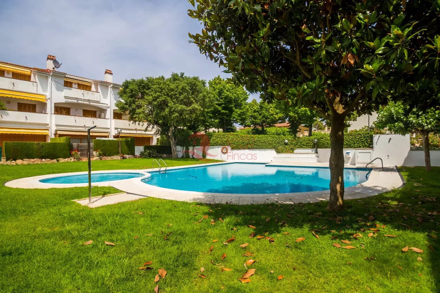 4 soveværelse Byhus til salg i Platja d'Aro med swimmingpool garage - € 575.000 (Ref: 9060321)