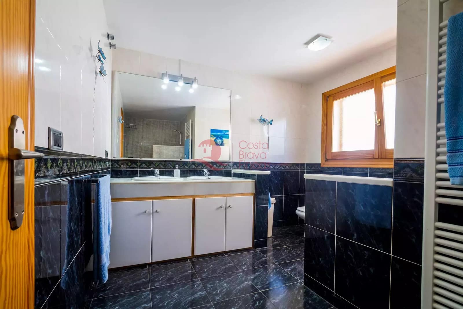 4 sypialnia Dom na sprzedaż w Platja d'Aro z basenem garażem - 540 000 € (Ref: 9060321)