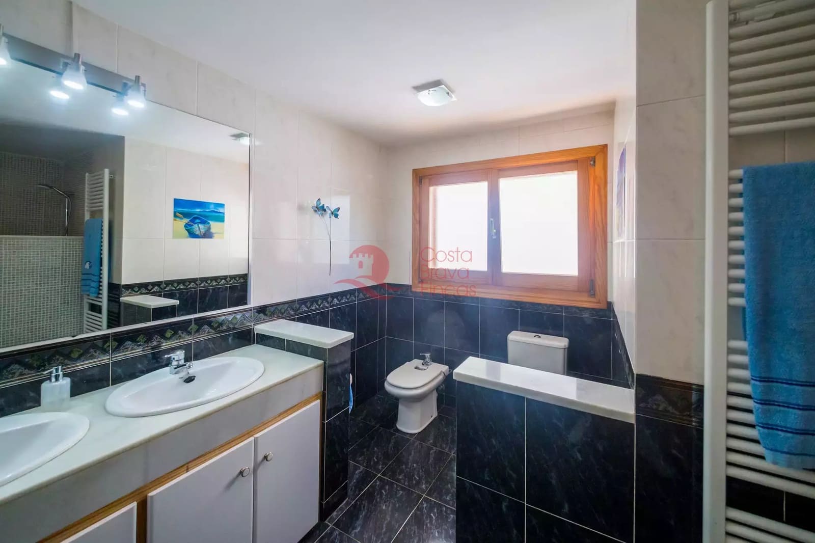 4 sypialnia Dom na sprzedaż w Platja d'Aro z basenem garażem - 540 000 € (Ref: 9060321)