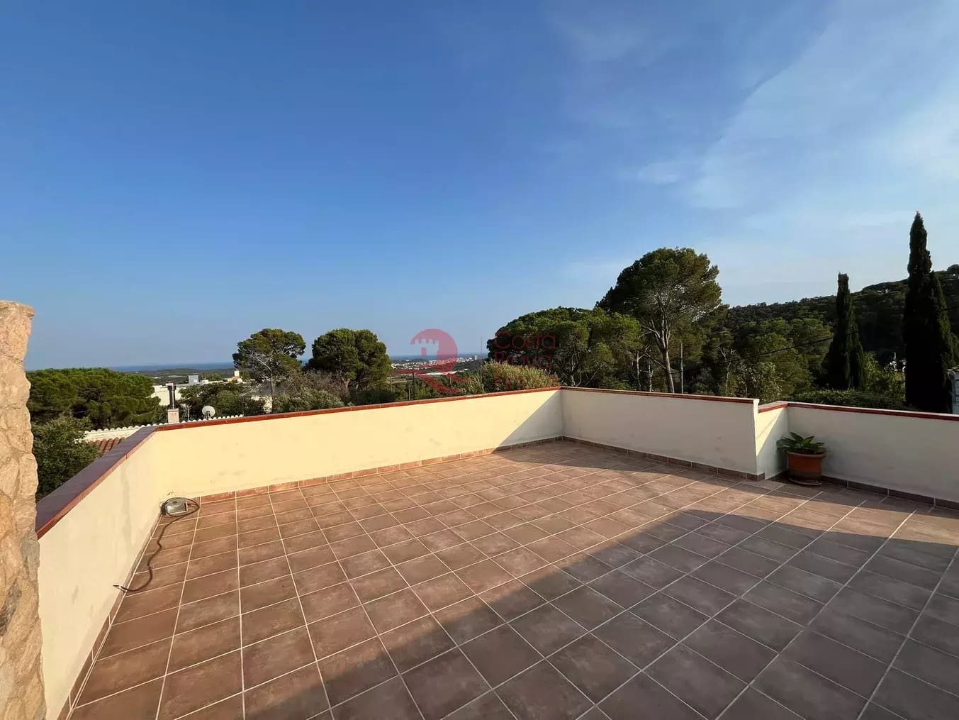 3 bedroom Villa for sale in Vall-llobrega with garage - € 430,000 (Ref: 9085209)