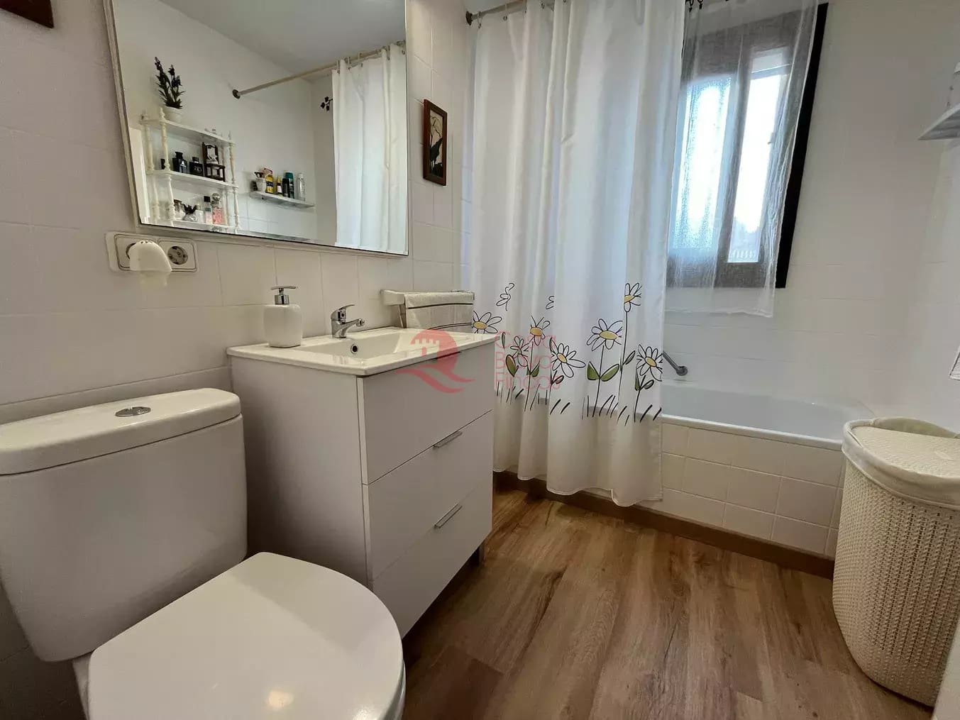 3 bedroom Villa for sale in Vall-llobrega with garage - € 430,000 (Ref: 9085209)