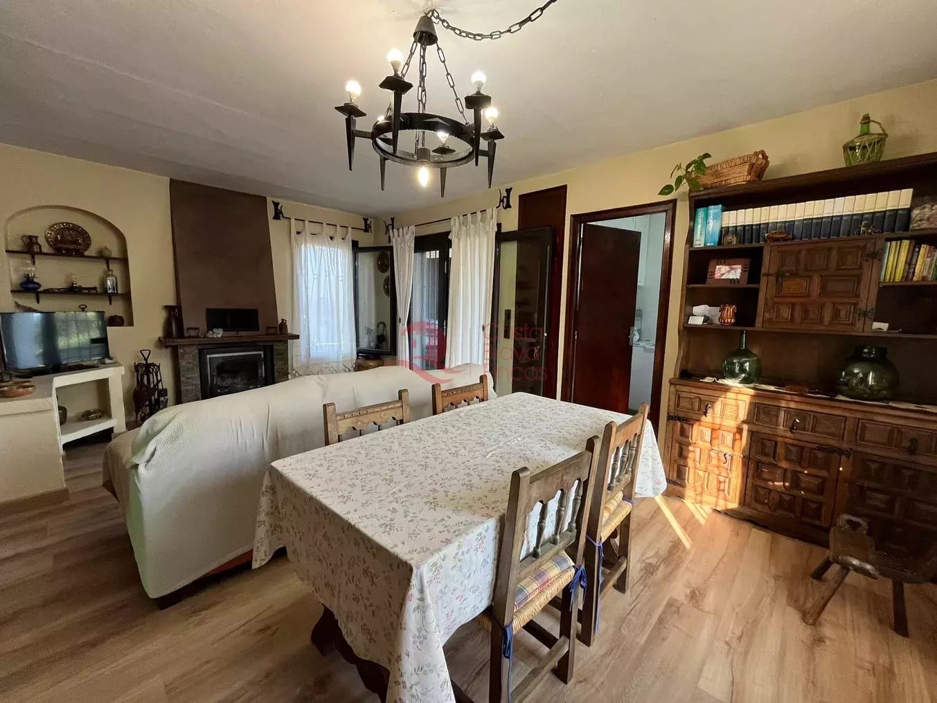 3 bedroom Villa for sale in Vall-llobrega with garage - € 430,000 (Ref: 9085209)