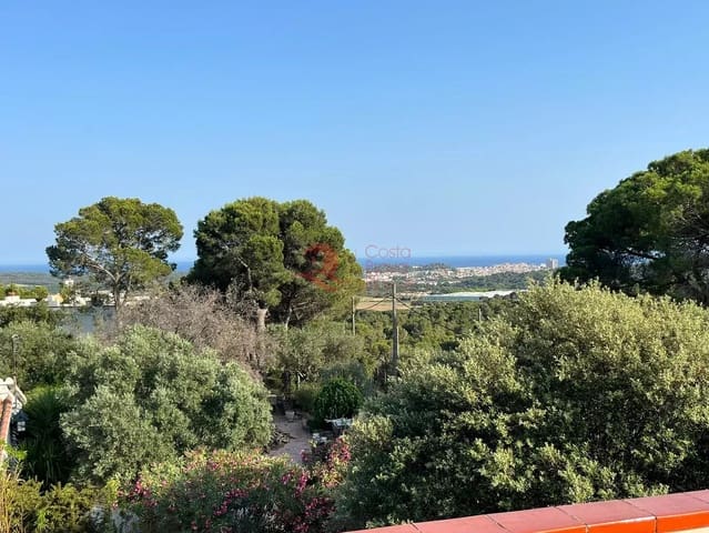 3 bedroom Villa for sale in Vall-llobrega with garage - € 430,000 (Ref: 9085209)