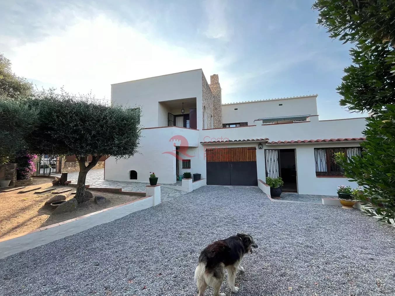 3 bedroom Villa for sale in Vall-llobrega with garage - € 430,000 (Ref: 9085209)