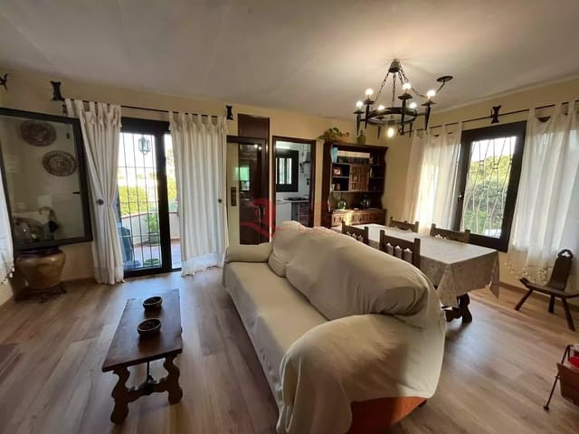 Chalet de 3 habitaciones en Vall-llobrega en venta con garaje - 430.000 € (Ref: 9085209)