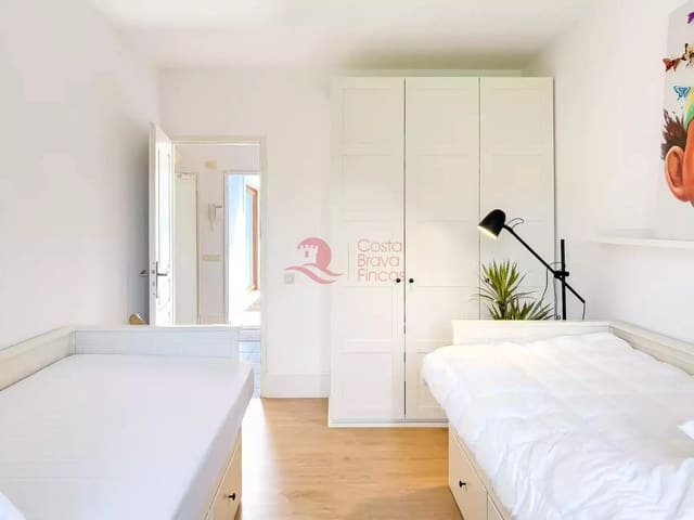 Chalet de 4 habitaciones en Calonge i Sant Antoni en venta con piscina garaje - 499.000 € (Ref: 9096021)