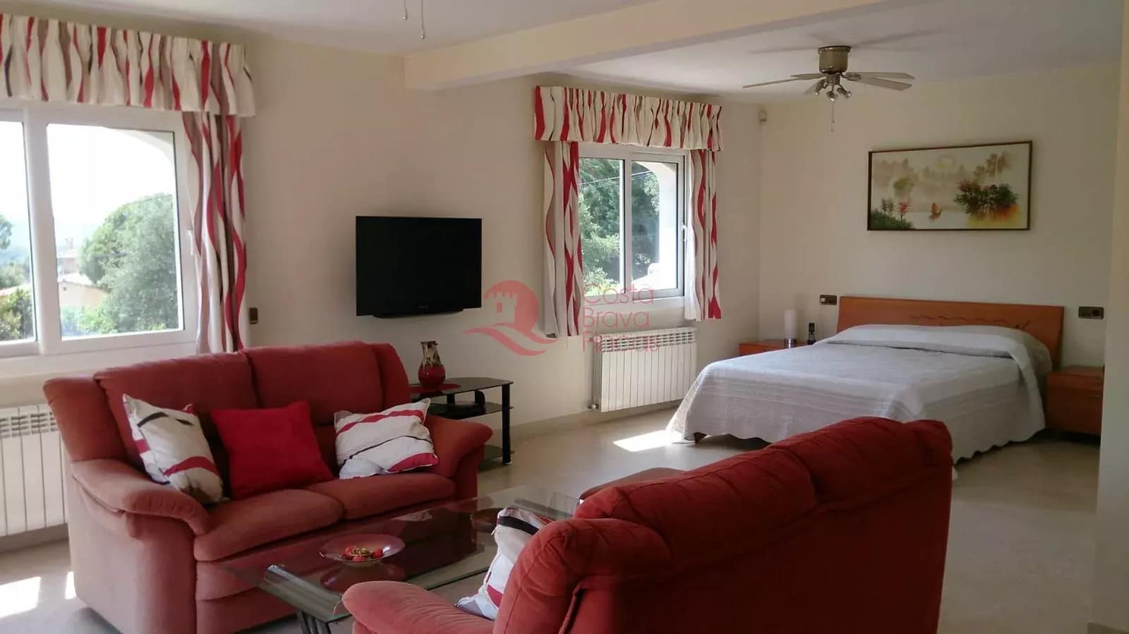 6 bedroom Villa for sale in Santa Cristina d'Aro with pool garage - € 995,000 (Ref: 9110165)