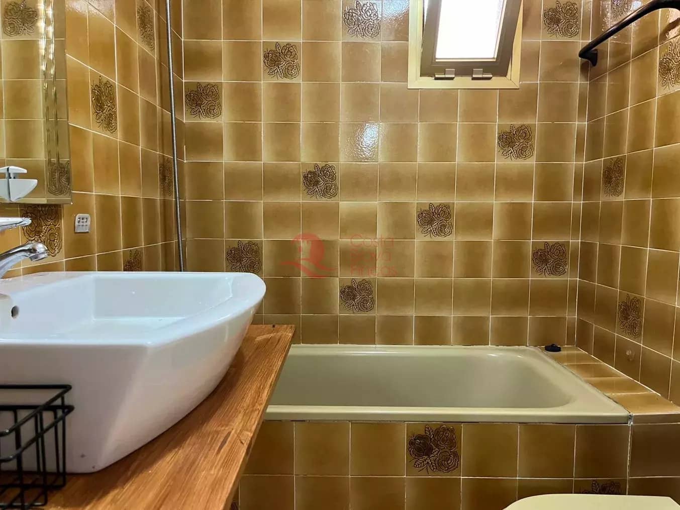 2 bedroom Apartment for sale in Sant Feliu de Guixols with pool - € 290,000 (Ref: 9126698)