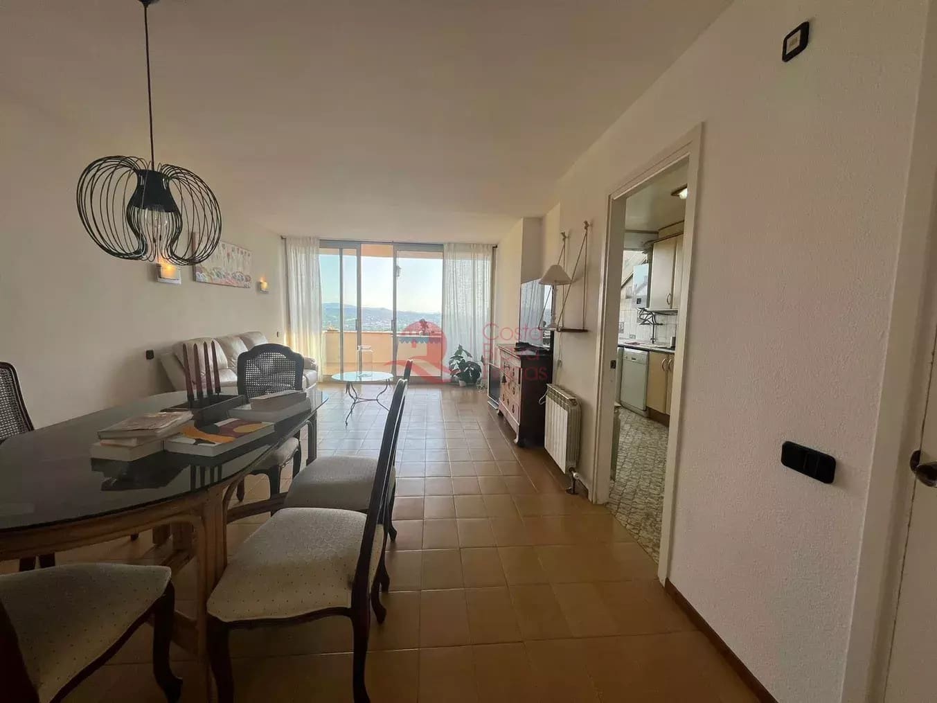 2 bedroom Apartment for sale in Sant Feliu de Guixols with pool - € 290,000 (Ref: 9126698)