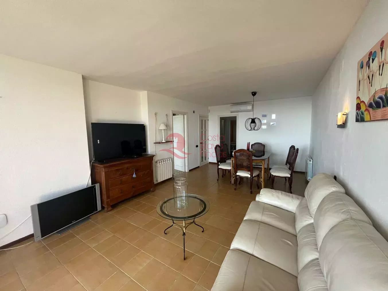 2 bedroom Apartment for sale in Sant Feliu de Guixols with pool - € 290,000 (Ref: 9126698)