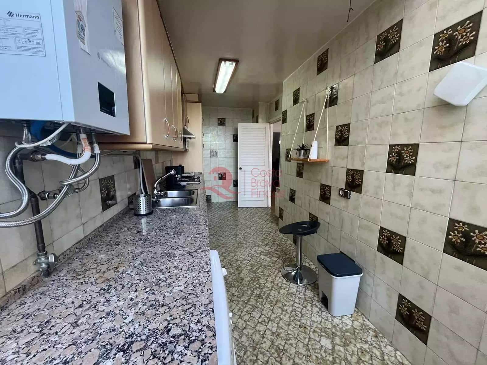 2 makuuhuone Huoneisto myytävänä paikassa Sant Feliu de Guixols mukana uima-altaan - 290 000 € (Ref: 9126698)