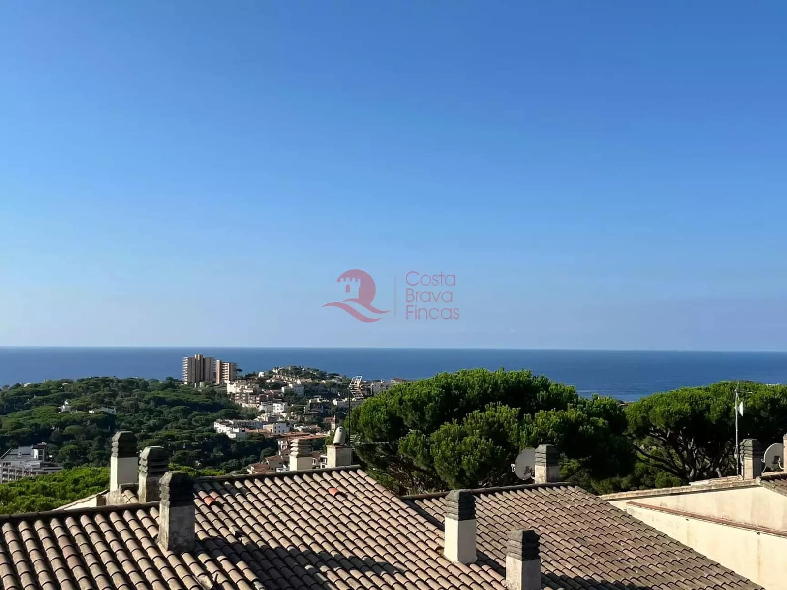 2 makuuhuone Huoneisto myytävänä paikassa Sant Feliu de Guixols mukana uima-altaan - 290 000 € (Ref: 9126698)