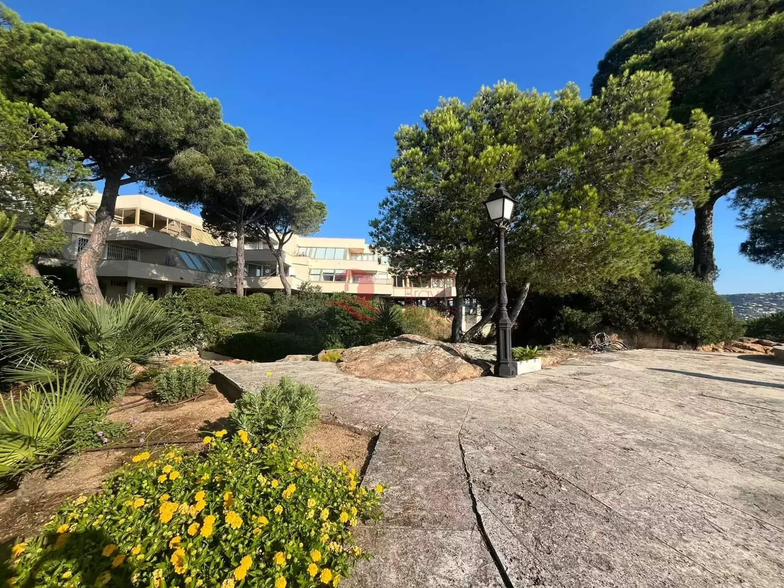 2 makuuhuone Huoneisto myytävänä paikassa Sant Feliu de Guixols mukana uima-altaan - 290 000 € (Ref: 9126698)