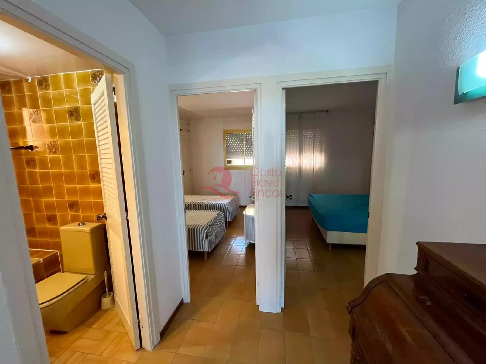 2 bedroom Apartment for sale in Sant Feliu de Guixols with pool - € 270,000 (Ref: 9126698)