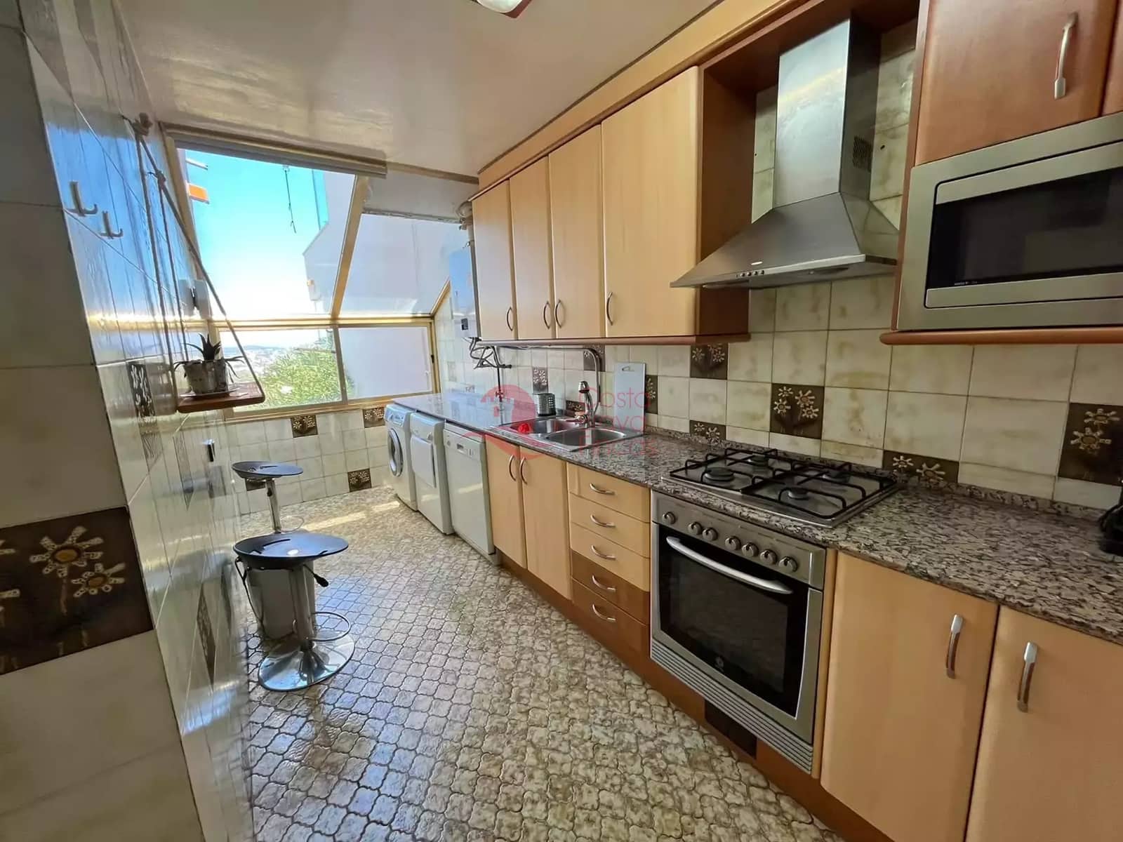 2 bedroom Apartment for sale in Sant Feliu de Guixols with pool - € 270,000 (Ref: 9126698)