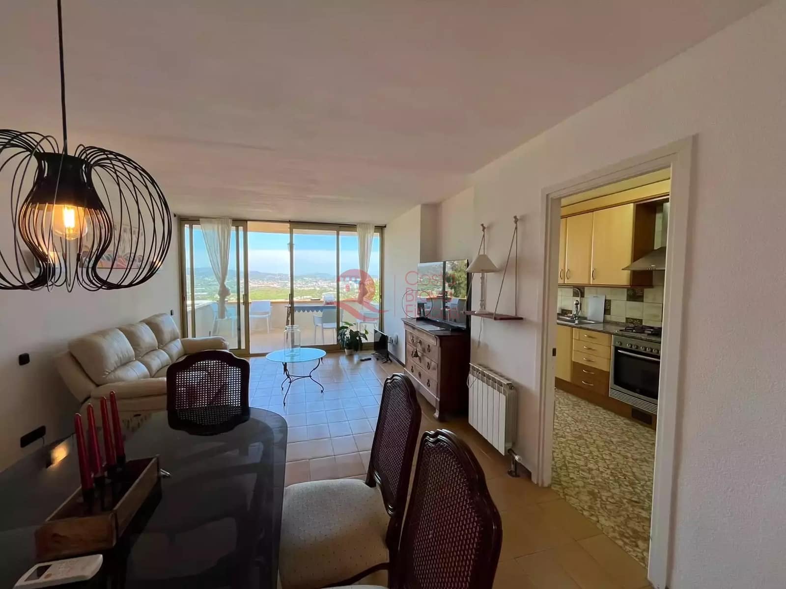 2 bedroom Apartment for sale in Sant Feliu de Guixols with pool - € 270,000 (Ref: 9126698)
