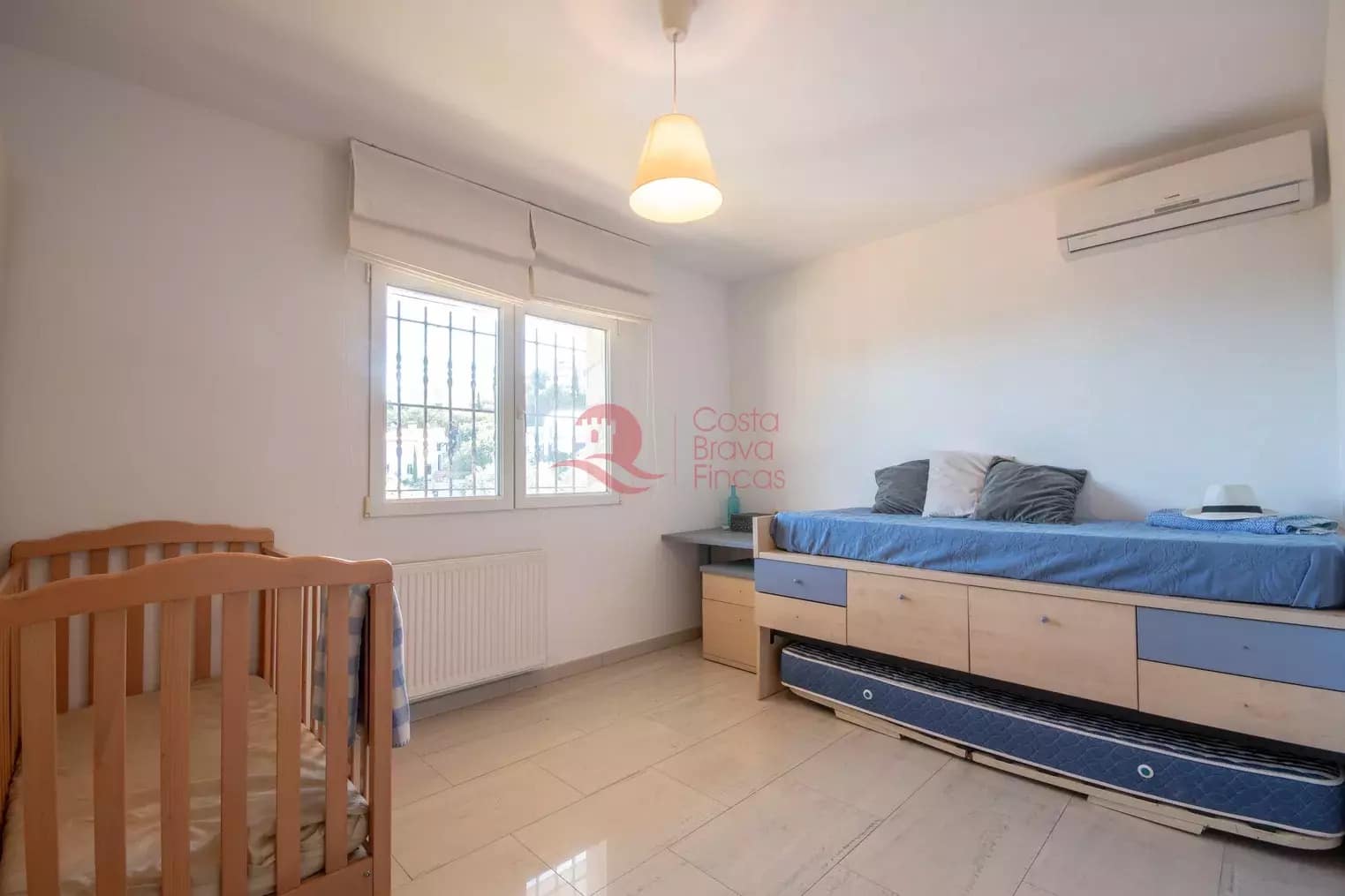 6 bedroom Villa for sale in Begur with pool garage - € 695,000 (Ref: 9134289)