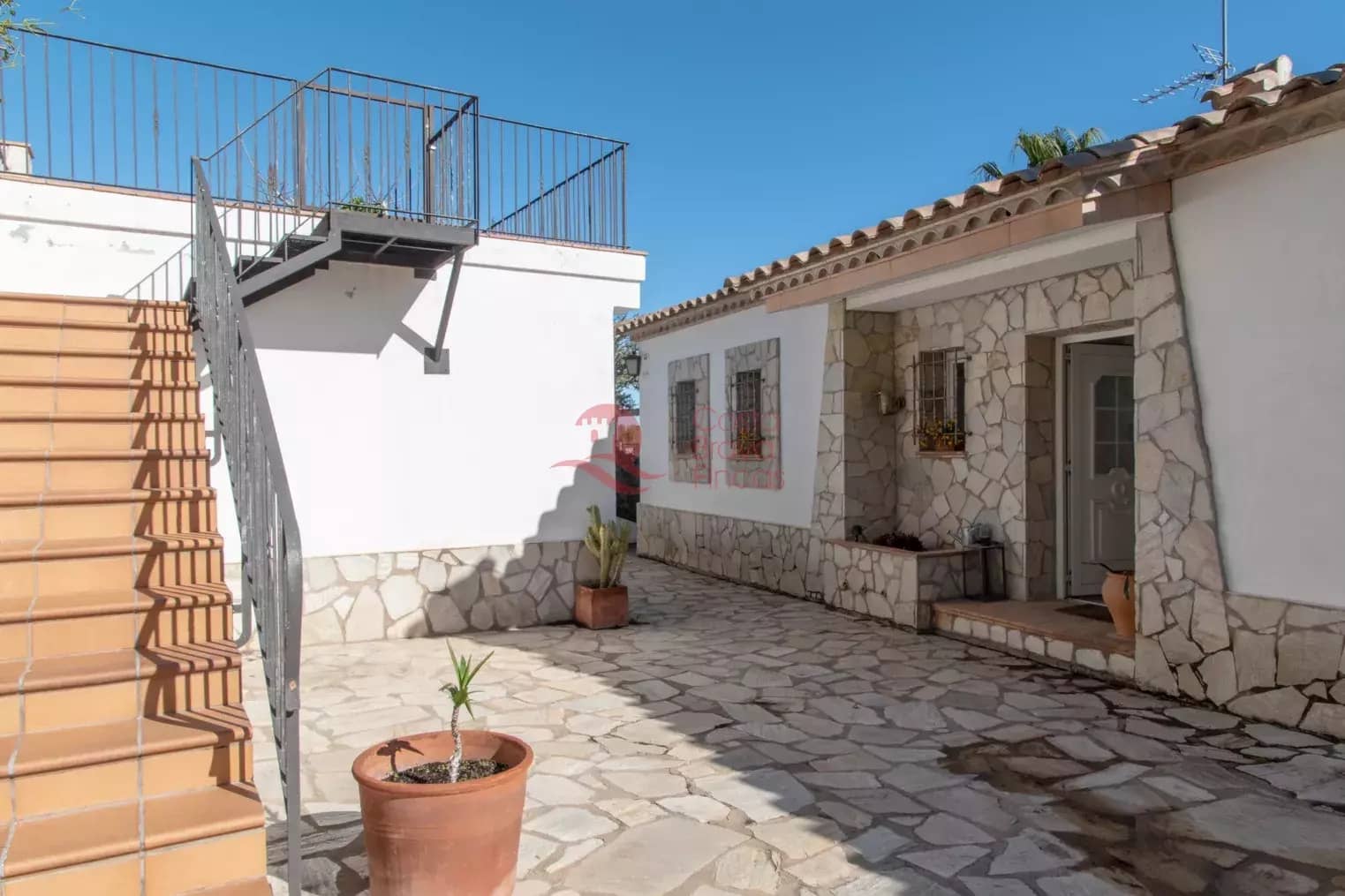 6 bedroom Villa for sale in Begur with pool garage - € 695,000 (Ref: 9134289)