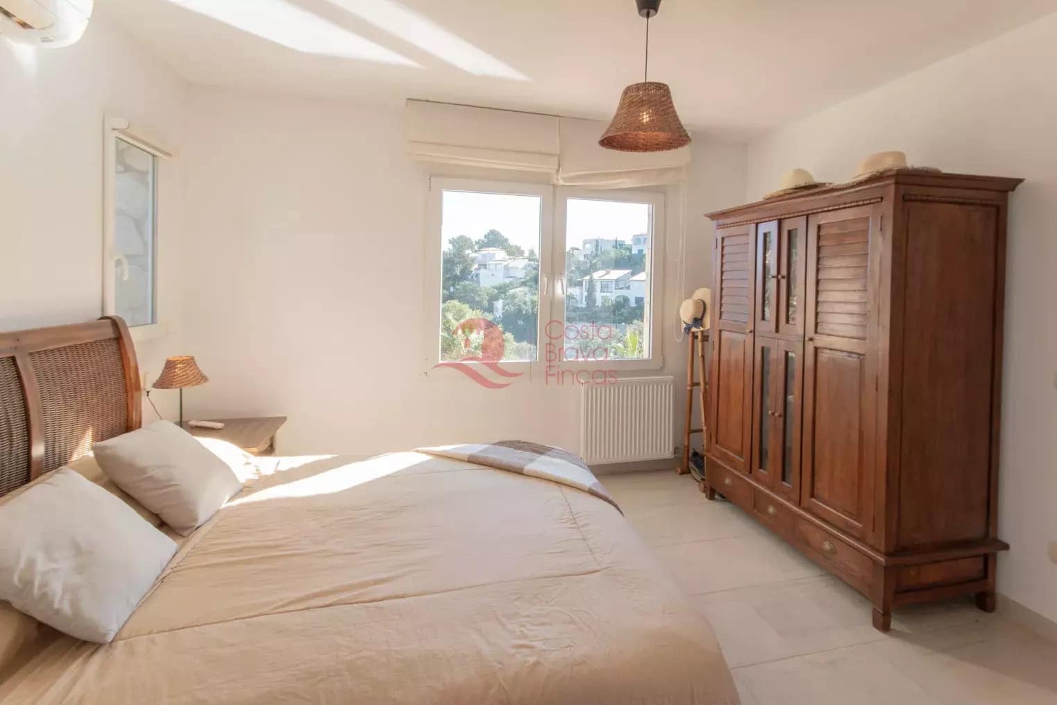 6 bedroom Villa for sale in Begur with pool garage - € 695,000 (Ref: 9134289)