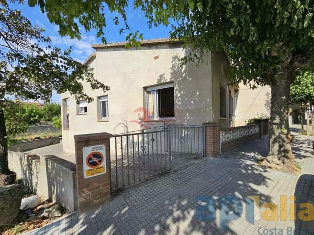 4 sypialnia Dom blizniak na sprzedaż w Caldes de Malavella z garażem - 235 000 € (Ref: 9149162)