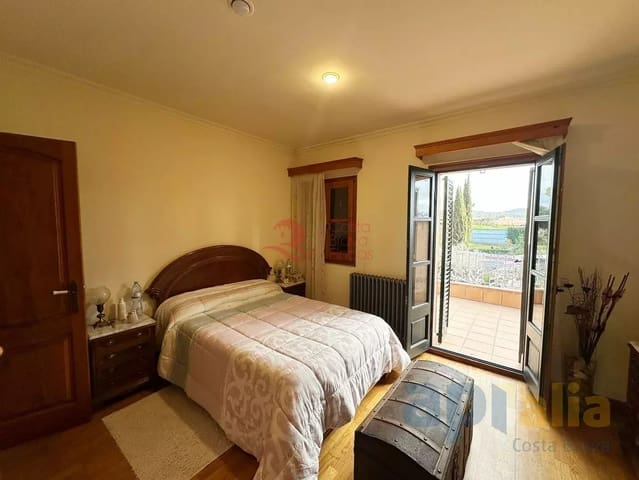 4 soveværelse Finca/Landehus til salg i Vulpellac, Forallac - € 450.000 (Ref: 9171336)