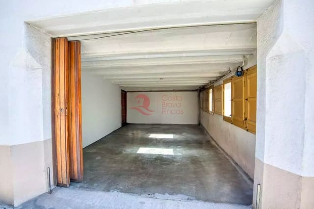 5 soverom Villa til salgs i Sant Feliu de Guíxols med garasje - € 600 000 (Ref: 9264262)