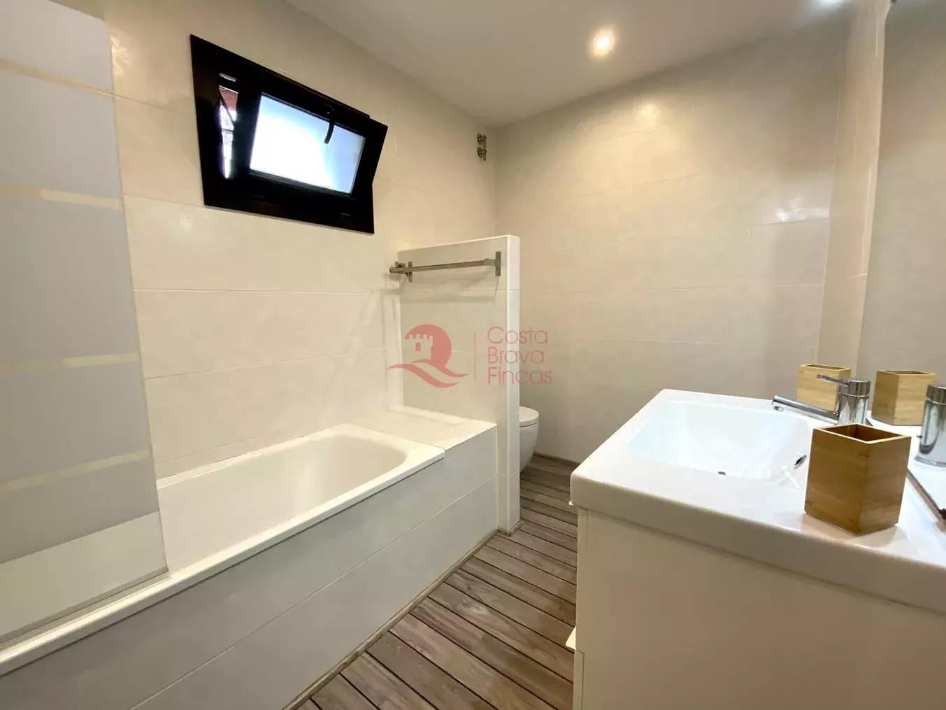 4 soverom Villa til salgs i Sant Antoni de Calonge med svømmebasseng garasje - € 750 000 (Ref: 9272327)