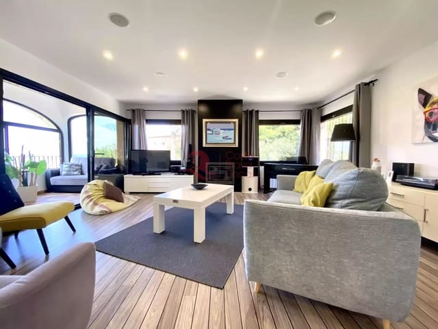 4 quarto Moradia para venda em Sant Antoni de Calonge, Calonge i Sant Antoni com piscina garagem - 750 000 € (Ref: 9272327)