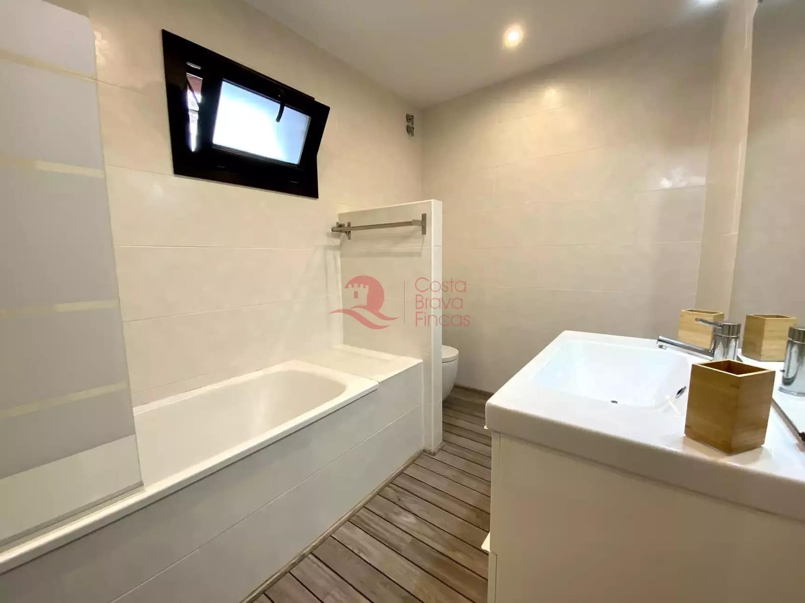 4 quarto Moradia para venda em Sant Antoni de Calonge com piscina garagem - 750 000 € (Ref: 9272327)