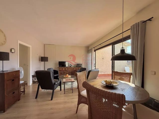 Apartamento de 2 habitaciones en Santa Cristina d'Aro en venta con garaje - 193.000 € (Ref: 9300903)