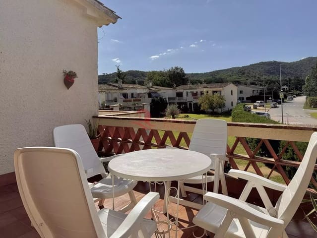 Apartamento de 2 habitaciones en Santa Cristina d'Aro en venta con garaje - 193.000 € (Ref: 9300903)
